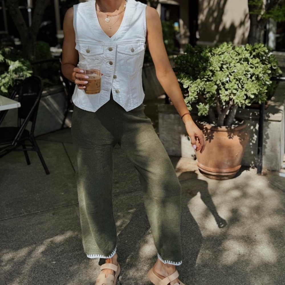 Women's V-Neck Denim Vest - Universal Thread White XL